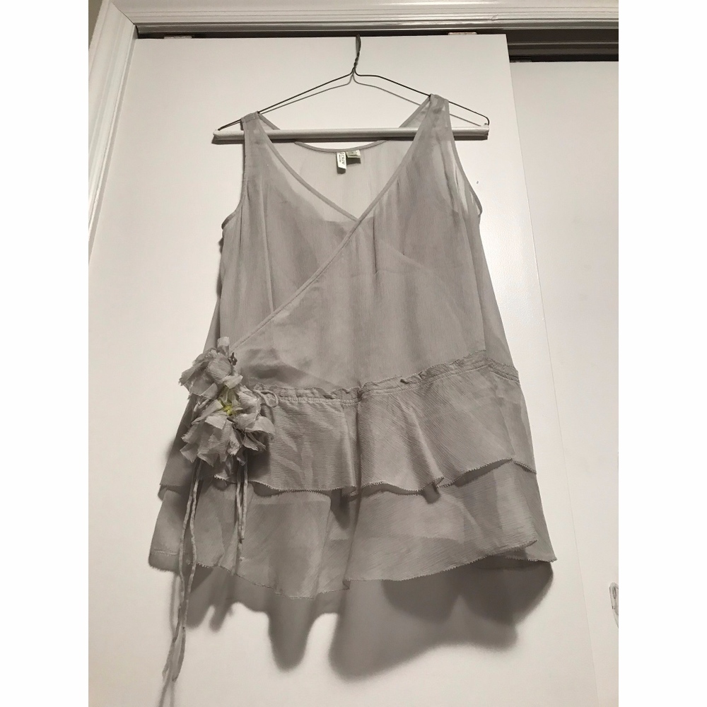 J Crew Silk Light Grey Sleeveless Top